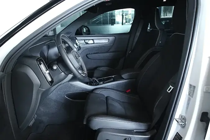 Volvo XC40 Recharge - Imagem 5