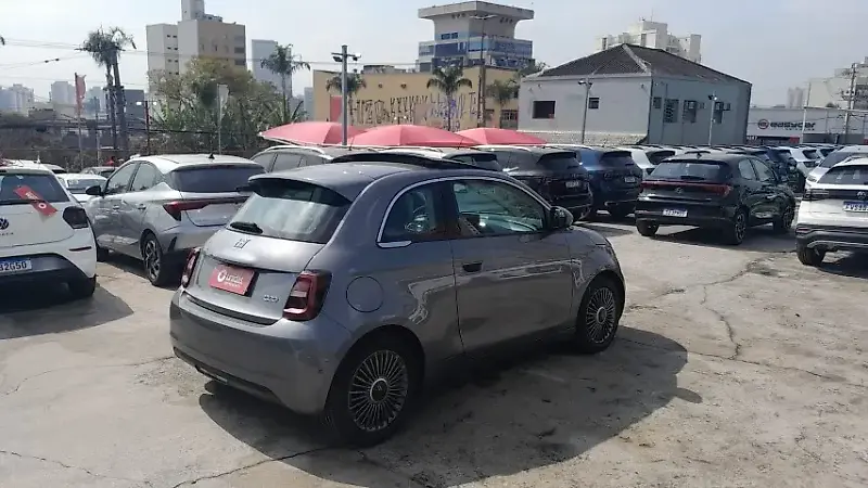 Fiat 500e - Imagem 6