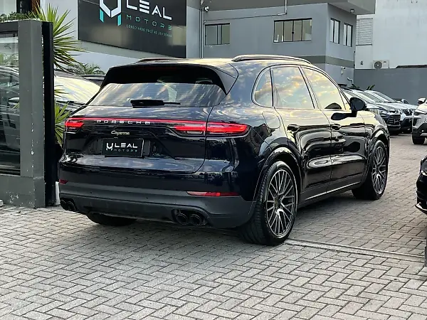 Porsche Cayenne - Imagem 6