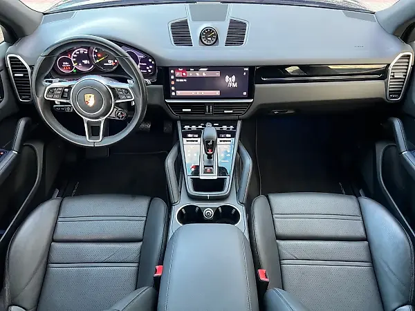 Porsche Cayenne - Imagem 10