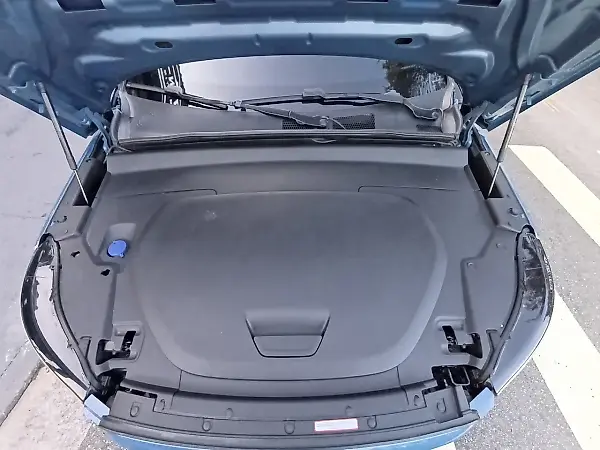 Volvo XC40 Recharge - Imagem 19
