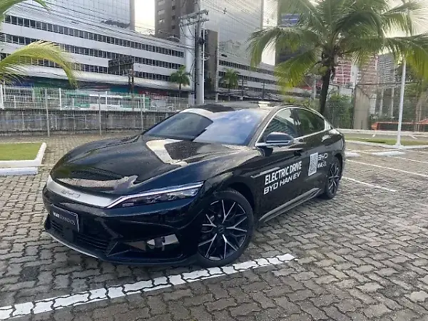 BYD Han - Imagem 1