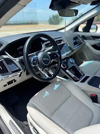 Jaguar I-pace - Imagem 10