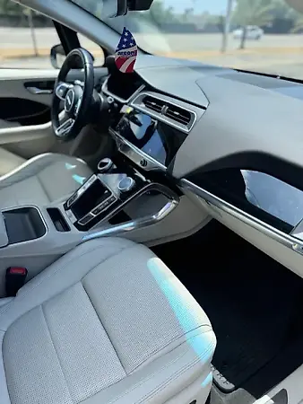 Jaguar I-pace - Imagem 19