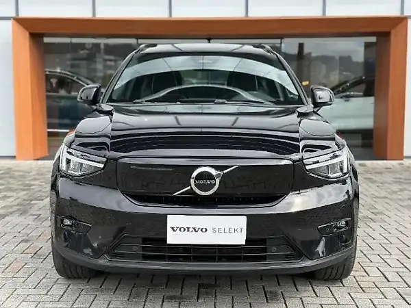 Volvo XC40 Recharge - Imagem 1