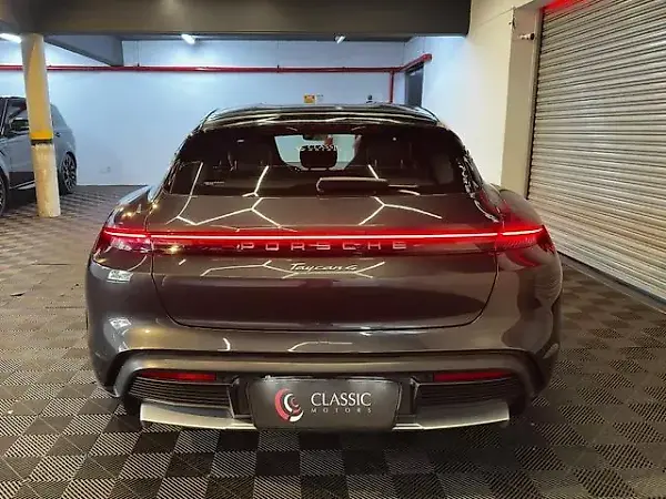 Porsche Taycan - Imagem 3
