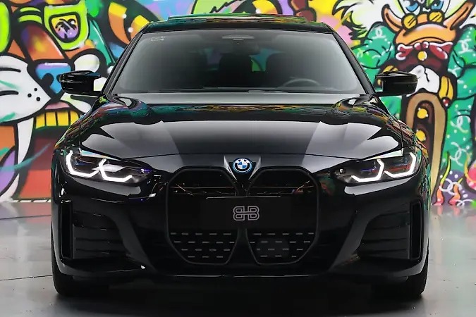 BMW I4 - Imagem 2