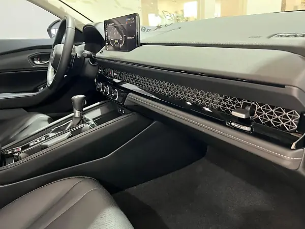 Honda Accord Plug-in Hybrid - Imagem 10