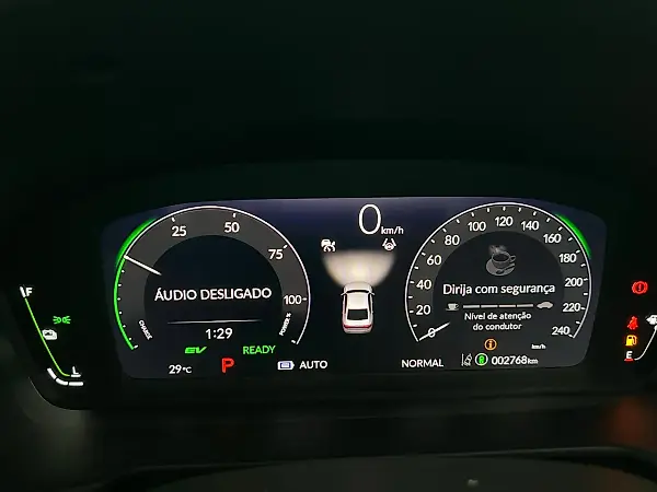 Honda Accord Plug-in Hybrid - Imagem 17