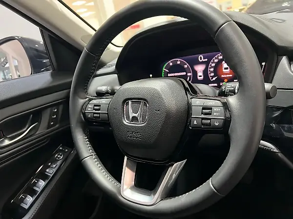 Honda Accord Plug-in Hybrid - Imagem 11