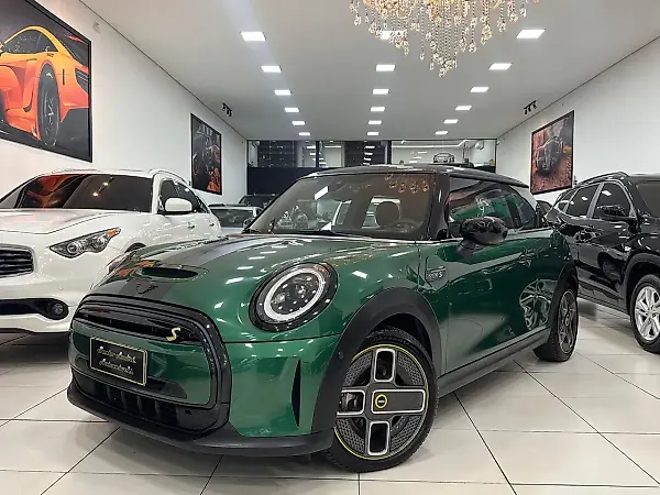 Mini Cooper SE - Imagem 1