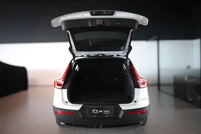 Volvo XC40 Recharge - Imagem 17
