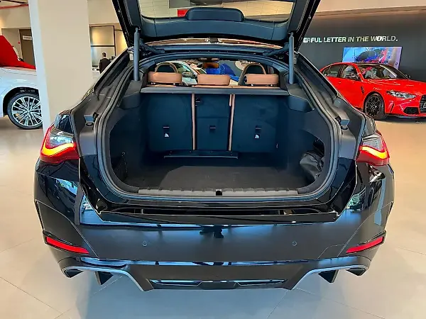 BMW I4 - Imagem 4