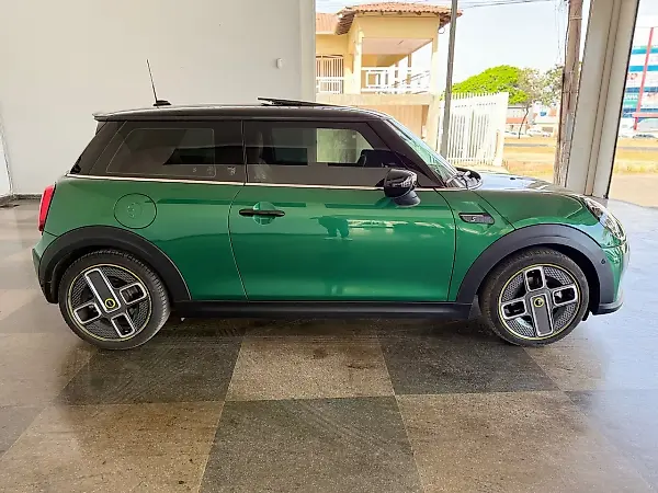 Mini Cooper SE - Imagem 8
