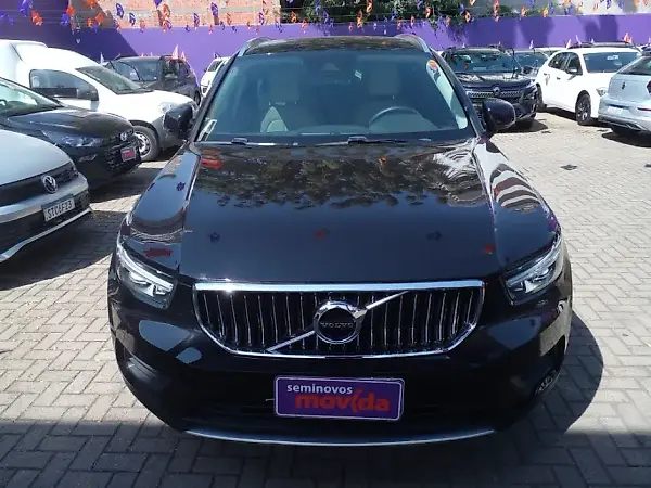 Volvo XC40 Recharge Plug-in Hybrid - Imagem 1