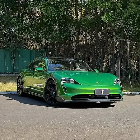 Porsche Taycan - Imagem 1