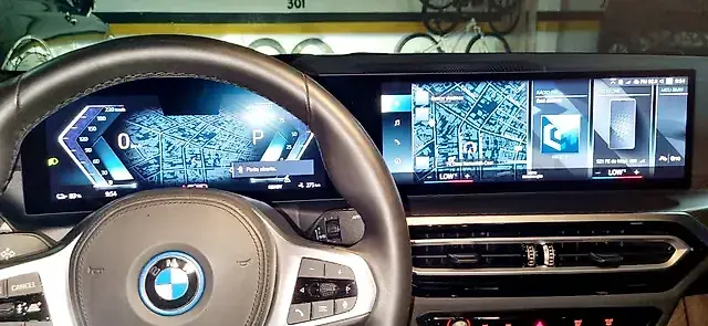 BMW I4 Edrive40 - Imagem 18