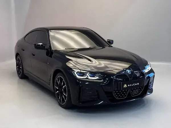 BMW I4 - Imagem 1