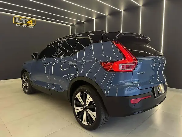 Volvo XC40 Recharge - Imagem 8