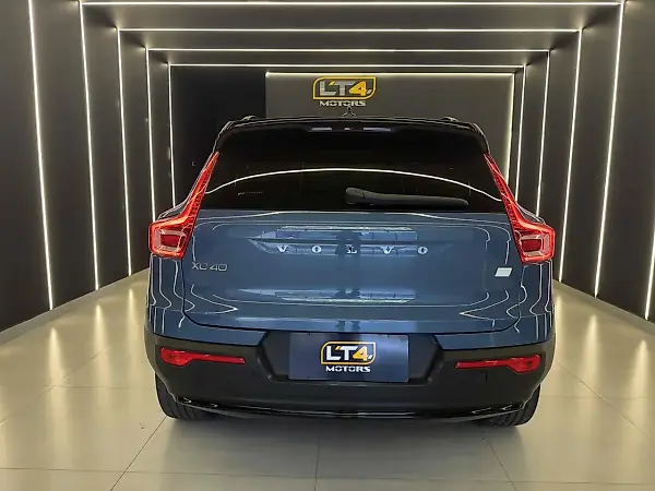 Volvo XC40 Recharge - Imagem 7