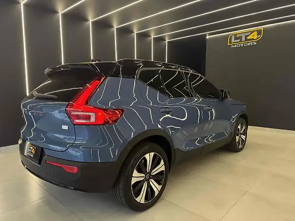 Volvo XC40 Recharge - Imagem 6