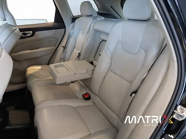 Volvo Xc60 Recharge Plug-in Hybrid - Imagem 19