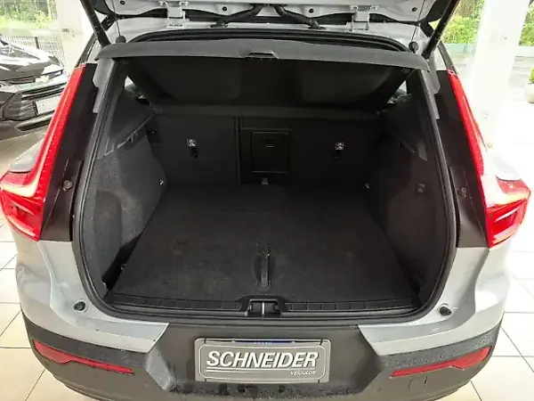 Volvo XC40 Recharge - Imagem 13