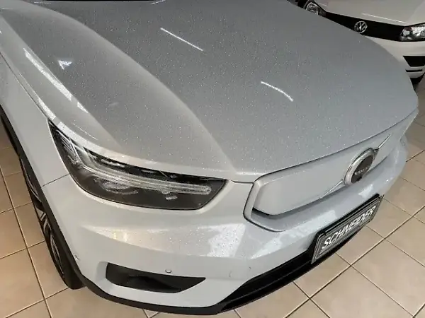 Volvo XC40 Recharge - Imagem 3