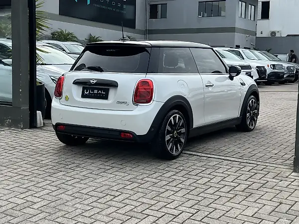 Mini Cooper SE - Imagem 6