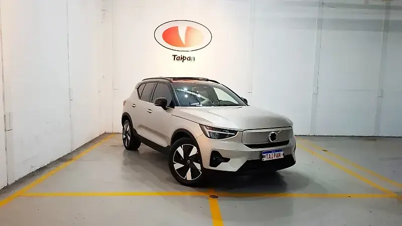 Volvo XC40 Recharge - Imagem 1