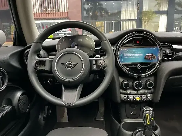 Mini Cooper SE - Imagem 10