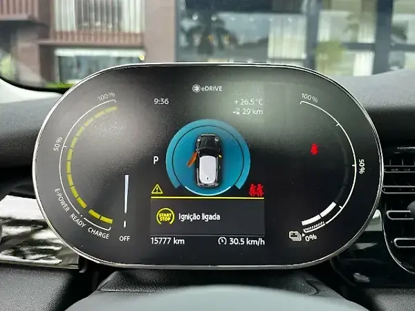 Mini Cooper SE - Imagem 16