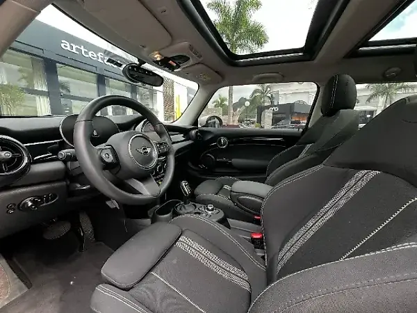 Mini Cooper SE - Imagem 11