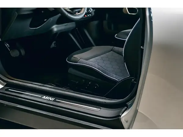 Mini Cooper SE - Imagem 11
