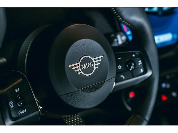 Mini Cooper SE - Imagem 19