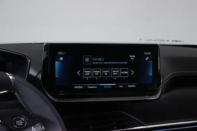 Peugeot E-2008 - Imagem 9