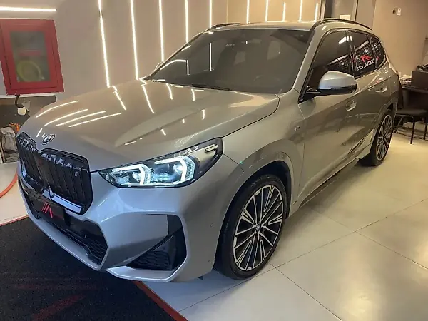 BMW IX1 - Imagem 4