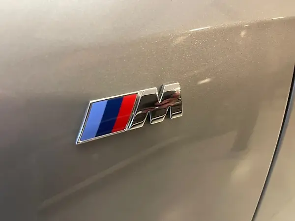 BMW IX1 - Imagem 19