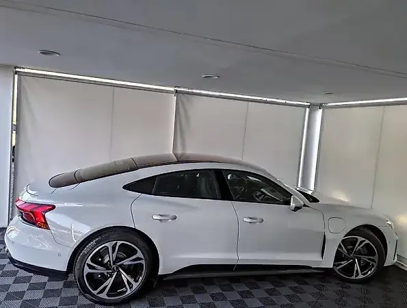 Audi E-tron  GT - Imagem 7