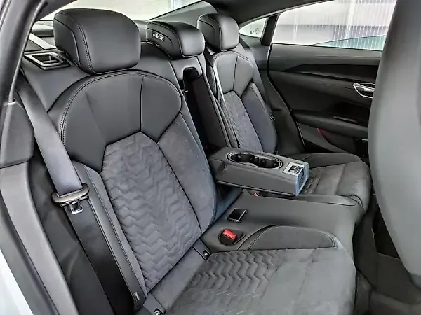 Audi E-tron  GT - Imagem 17