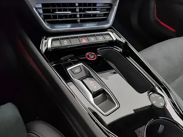 Audi E-tron  GT - Imagem 12