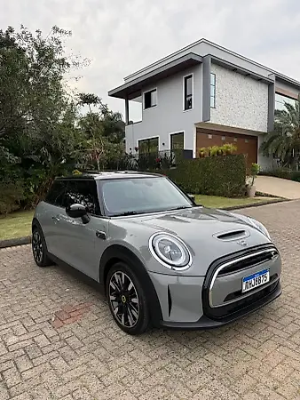Mini Cooper SE - Imagem 1