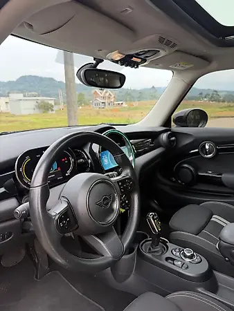 Mini Cooper SE - Imagem 6