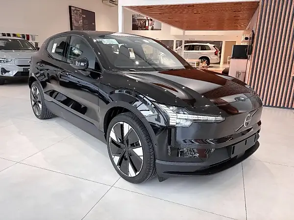 Volvo EX30 - Imagem 1