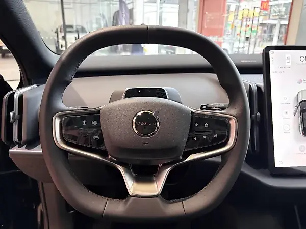 Volvo EX30 - Imagem 11