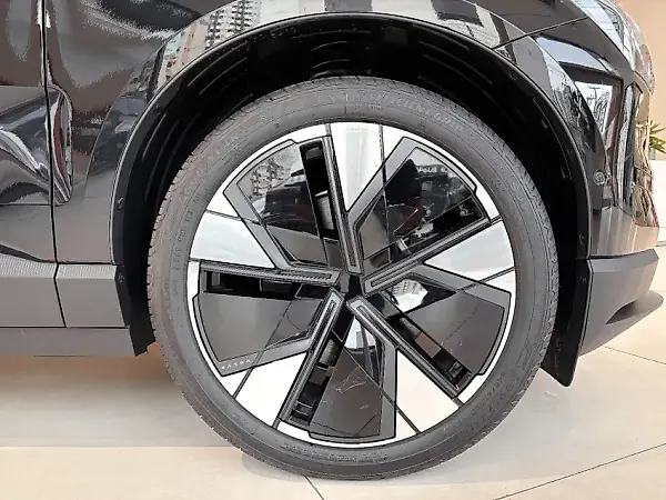 Volvo EX30 - Imagem 15