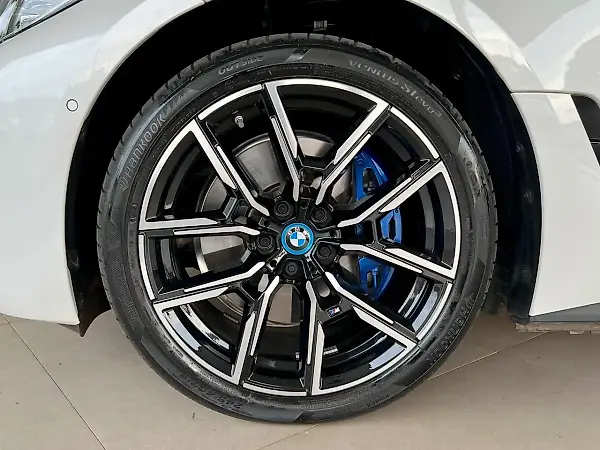 BMW I4 Edrive40 - Imagem 5
