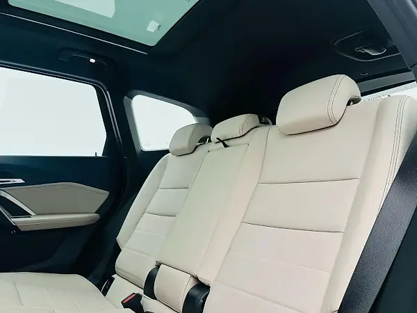 BMW Ix - Imagem 12