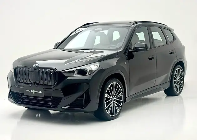 BMW Ix - Imagem 7