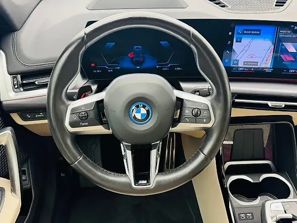 BMW Ix - Imagem 9